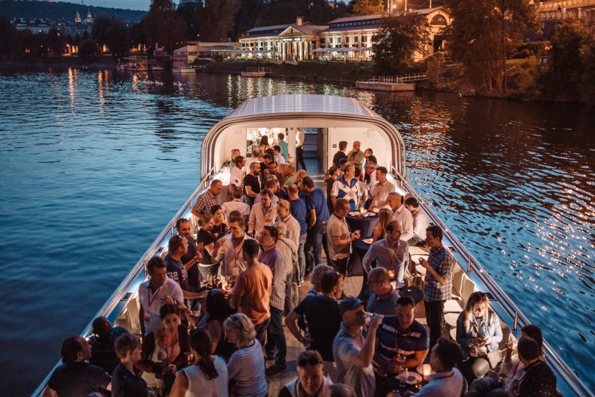 New Balls Please - Event Agency - House of Events